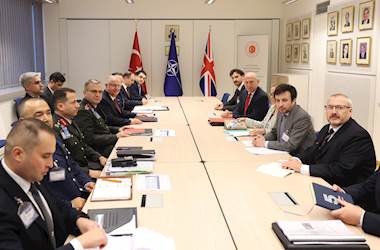 Millî Savunma Bakanı Yaşar Güler, İngiltere Savunma Bakanı John Healey ile Görüşme Gerçekleştirdi