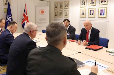 Millî Savunma Bakanı Yaşar Güler, İngiltere Savunma Bakanı John Healey ile Görüşme Gerçekleştirdi