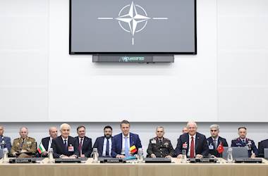 Millî Savunma Bakanı Yaşar Güler, Romanya ve Bulgaristan Savunma Bakanları ile Üçlü Görüşme Gerçekleştirdi