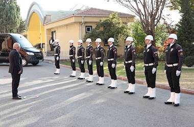 Millî Savunma Bakanı Yaşar Güler, Konya Valiliğini Ziyaret Etti