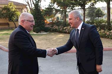 Millî Savunma Bakanı Yaşar Güler, Konya Valiliğini Ziyaret Etti