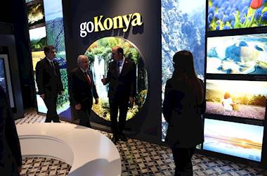 Millî Savunma Bakanı Yaşar Güler, Konya Büyükşehir Belediyesini Ziyaret Etti