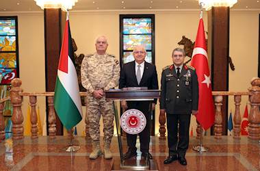 Millî Savunma Bakanı Yaşar Güler, Ürdün Genelkurmay Başkanı Tümgeneral Yousef Al Hnaity’i Kabul Etti