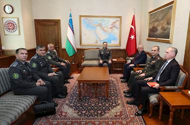Millî Savunma Bakanı Yaşar Güler, Özbekistan’ın Savunma Bakanı Korgeneral Şuhrat Halmuhamedov ile Bir Araya Geldi