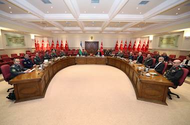 Millî Savunma Bakanı Yaşar Güler ve Özbekistan Savunma Bakanı Korgeneral Şuhrat Halmuhamedov, Millî Savunma Bakanlığında Heyetler Arası Görüşmeye Başkanlık Etti