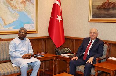 Millî Savunma Bakanı Yaşar Güler, Gana'nın Ankara Büyükelçisi Abdul Nasiru-Deen’i Kabul Etti