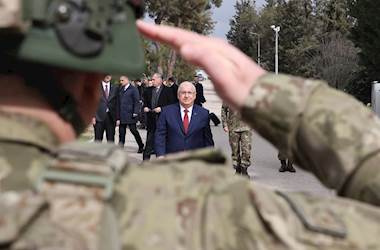 Millî Savunma Bakanı Yaşar Güler, 11’inci Hudut Tugay Komutanlığında İnceleme ve Denetlemelerde Bulundu