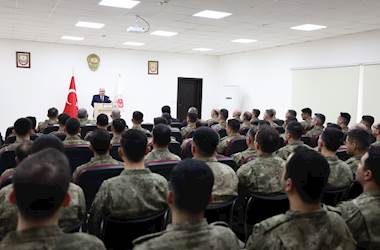 Millî Savunma Bakanı Yaşar Güler, 11’inci Hudut Tugay Komutanlığında İnceleme ve Denetlemelerde Bulundu