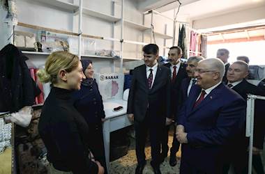 Millî Savunma Bakanı Yaşar Güler, Kilis'te Vatandaşlarımızla Bir Araya Geldi