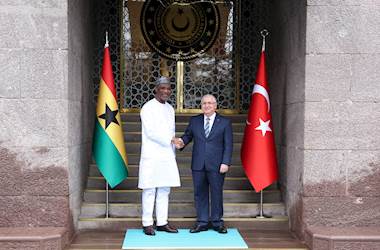 Millî Savunma Bakanı Yaşar Güler, Gana İçişleri Bakanı Muhammed-Mubarak ile Millî Savunma Bakanlığında Bir Araya Geldi