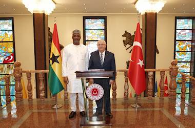 Millî Savunma Bakanı Yaşar Güler, Gana İçişleri Bakanı Muhammed-Mubarak ile Millî Savunma Bakanlığında Bir Araya Geldi