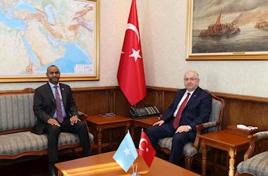 Millî Savunma Bakanı Yaşar Güler, Somali Limanlar ve Deniz Ulaştırma Bakanı Abdülkadir Muhammed Nur ile Bir Araya Geldi