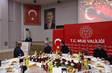 Millî Savunma Bakanı Yaşar Güler, Muş’ta Şehit Ailelerimiz ve Gazilerimizle İftar Yaptı