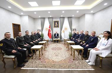 Millî Savunma Bakanı Yaşar Güler, 14 Mart Tıp Bayramı Dolayısıyla Bakanlığımızda Görevli Sağlık Personeli ile Bir Araya Geldi