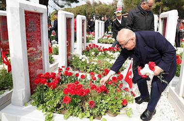 18 Mart Şehitler Günü ve Çanakkale Deniz Zaferi'nin 111'inci Yıl Dönümü Dolasıyla Tarihî Gelibolu Yarımadası'nda Törenler Düzenlendi
