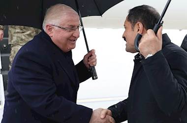 TSK Komuta Kademesi ile Hatay'a Giden Millî Savunma Bakanı Yaşar Güler, Hatay Valiliğini ve Hatay Büyükşehir Belediyesini Ziyaret Etti