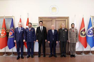 Millî Savunma Bakanı Yaşar Güler, Katar Ankara Büyükelçisi’ni ve Beraberindeki Heyeti Kabul Etti