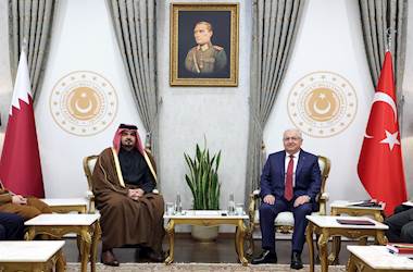 Millî Savunma Bakanı Yaşar Güler, Katar Emiri Şeyh Temim bin Hamed Al-Thani’nin kardeşlerini Kabul Etti