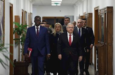 Millî Savunma Bakanı Yaşar Güler ve Nijer Savunma Bakanı Orgeneral Salifou Mody, Türkiye Cumhuriyeti Hükûmeti ile Nijer Cumhuriyeti Hükûmeti Arasında Yerinde Eğitim Desteği Verilmesine İlişkin Protokol İmzaladı