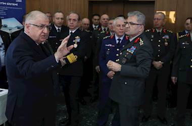 Millî Savunma Bakanı Yaşar Güler Başkanlığında Kara Kuvvetleri Komutanlığında Değerlendirme Toplantısı Gerçekleştirildi