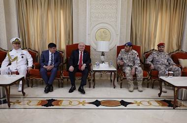 Millî Savunma Bakanı Yaşar Güler, Katar Türk Birleşik Müşterek Kuvvet Komutanlığında Görevli Mehmetçiklerimizle Bir Araya Geldi