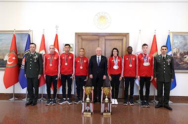 Millî Savunma Bakanı Yaşar Güler, TSK Spor Gücü Personelini Kabul Etti