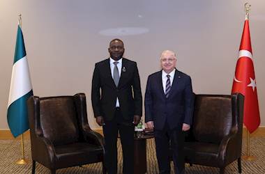 Millî Savunma Bakanı Yaşar Güler, Antalya Diplomasi Forumu’nda Nijerya Savunma Bakanı Christopher Gwabin Musa ile Bir Araya Geldi