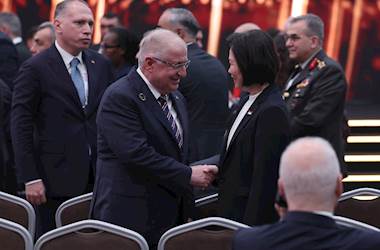 Millî Savunma Bakanı Yaşar Güler, Antalya Diplomasi Forumu’nda Konuk Ülke Bakanları ile Ayaküstü Sohbet Etti