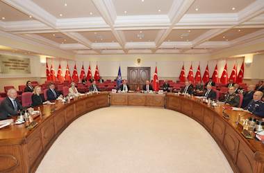 Millî Savunma Bakanı Yaşar Güler, NATO Genel Sekreteri Mark Rutte ile Millî Savunma Bakanlığında Bir Araya Geldi