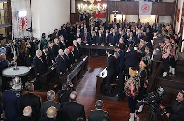 Millî Savunma Bakanı Yaşar Güler, 23 Nisan Ulusal Egemenlik ve Çocuk Bayramı ile TBMM'nin Açılışının 106’ncı Yıl Dönümü Dolayısıyla Birinci Türkiye Büyük Millet Meclisinde Düzenlenen Törene Katıldı