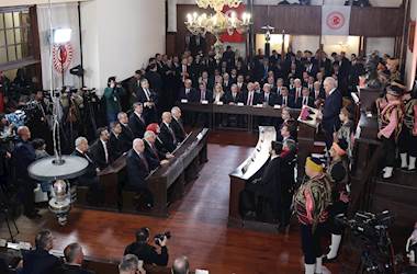 Millî Savunma Bakanı Yaşar Güler, 23 Nisan Ulusal Egemenlik ve Çocuk Bayramı ile TBMM'nin Açılışının 106’ncı Yıl Dönümü Dolayısıyla Birinci Türkiye Büyük Millet Meclisinde Düzenlenen Törene Katıldı