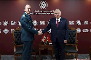 Millî Savunma Bakanı Yaşar Güler, Lübnan Silahlı Kuvvetleri Komutanı Korgeneral Rodolphe Haykal'ı Kabul Etti