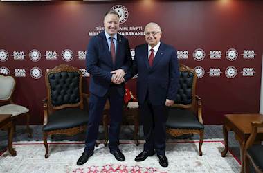 Millî Savunma Bakanı Yaşar Güler, Kanada’nın Tedarikten Sorumlu Devlet Bakanı Stephen Fuhr ile Bir Görüşme Gerçekleştirdi