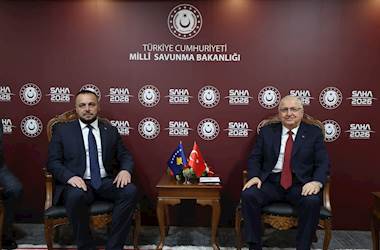 Millî Savunma Bakanı Yaşar Güler ile Kosova Savunma Bakanı Ejup Maqedonci, SAHA 2026 Fuarı Kapsamında İstanbul’da Bir Araya Geldi