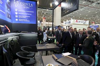Millî Savunma Bakanı Yaşar Güler,  SAHA 2026 Fuarı'ndaki Stantları Dolaşarak Sergilenen Teknolojileri İnceledi
