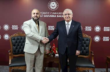 Millî Savunma Bakanı Yaşar Güler, SAHA 2026 Fuarı’nda Suriye Savunma Bakanı Tümgeneral Murhaf Ebu Kasra ile Görüştü