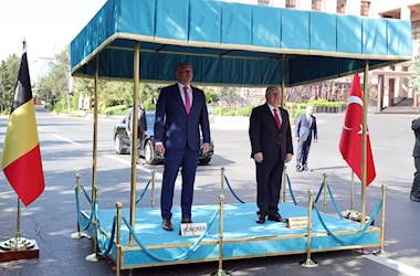 Millî Savunma Bakanı Yaşar Güler, Belçika Savunma ve Dış Ticaret Bakanı Theo Francken ile Bir Araya Geldi
