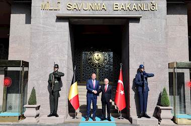 Millî Savunma Bakanı Yaşar Güler, Belçika Savunma ve Dış Ticaret Bakanı Theo Francken ile Bir Araya Geldi