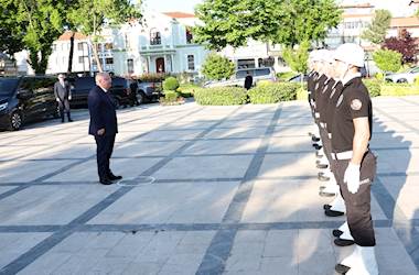 Millî Savunma Bakanı Yaşar Güler, Kurban Bayramı Öncesi 9’uncu Hudut Tugay Komutanlığını ve Edirne Valiliğini Ziyaret Etti