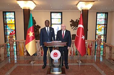 Millî Savunma Bakanı Yaşar Güler, Kamerun Savunma Bakanı Joseph Beti Assomo ile Millî Savunma Bakanlığında Bir Araya Geldi