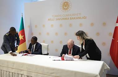 Millî Savunma Bakanı Yaşar Güler, Kamerun Savunma Bakanı Joseph Beti Assomo ile Millî Savunma Bakanlığında Bir Araya Geldi