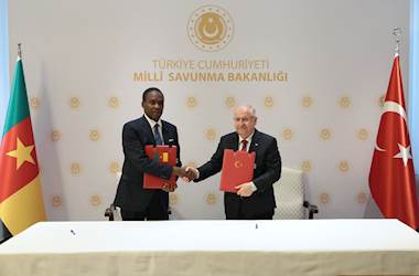 Millî Savunma Bakanı Yaşar Güler, Kamerun Savunma Bakanı Joseph Beti Assomo ile Millî Savunma Bakanlığında Bir Araya Geldi