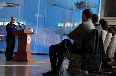 Millî Savunma Bakanlığı Haftalık Basın Bilgilendirme Toplantısı, İzmir’deki Çiğli 2’nci Ana Jet Üs Komutanlığında Gerçekleştirildi
