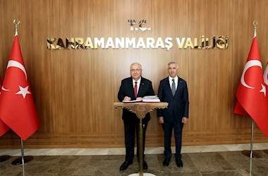Kahramanmaraş’ta Bulunan Millî Savunma Bakanı Yaşar Güler, Valiliği Ziyaret Ederek Vali Mükerrem Ünlüer’den Kentteki Çalışmalara İlişkin Bilgi Aldı