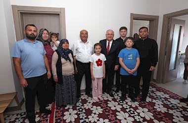 Millî Savunma Bakanı Yaşar Güler, Kahramanmaraş’ta Şehit Ailesini Ziyaret Etti