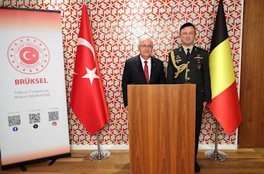 Millî Savunma Bakanı Yaşar Güler, Brüksel Büyükelçiliğimizi ve Askerî Ataşeliğimizi Ziyaret Etti 