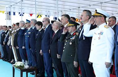 Açık Deniz Karakol Gemisi Cam Roman'ın Romanya Deniz Kuvvetleri Komutanlığına Teslimi ve Türk Deniz Kuvvetleri Komutanlığı Platformlarının Hizmete Giriş ve Bayrak Çekimi Töreni