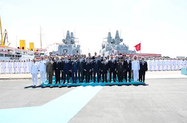 Açık Deniz Karakol Gemisi Cam Roman'ın Romanya Deniz Kuvvetleri Komutanlığına Teslimi ve Türk Deniz Kuvvetleri Komutanlığı Platformlarının Hizmete Giriş ve Bayrak Çekimi Töreni