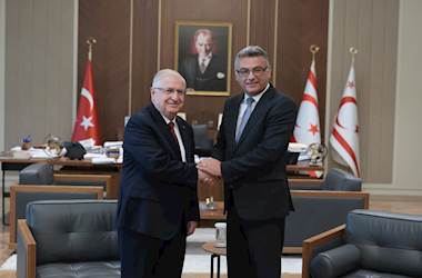Millî Savunma Bakanı Yaşar Güler Kuzey Kıbrıs Türk Cumhuriyeti Cumhurbaşkanı Sayın Tufan Erhürman’ı Ziyaret Etti