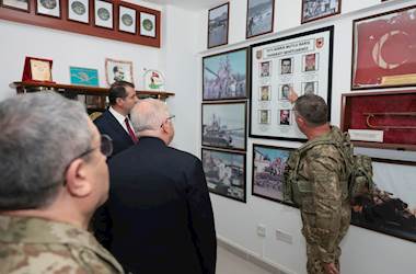 Millî Savunma Bakanı Yaşar Güler, KKTC'deki 14’üncü Zırhlı Tugay Komutanlığındaki Mehmetçiklerimize Hitaben Bir Konuşma Yaptı